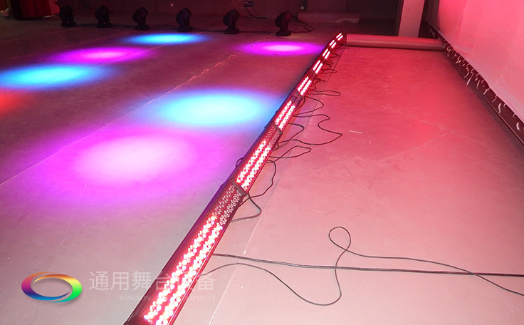 廣科學(xué)院松山湖校區(qū)多功能報告廳舞臺幕布及聲光電系統(tǒng)安裝與部署及室內(nèi)裝修設(shè)計、施工建設(shè)項目